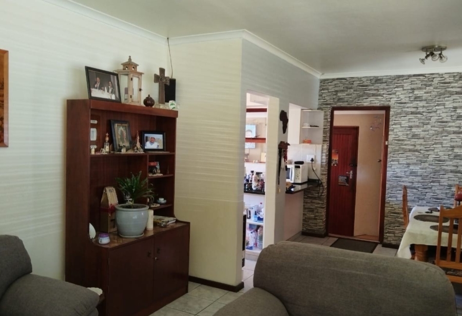 4 Bedroom Property for Sale in Bothasig Western Cape